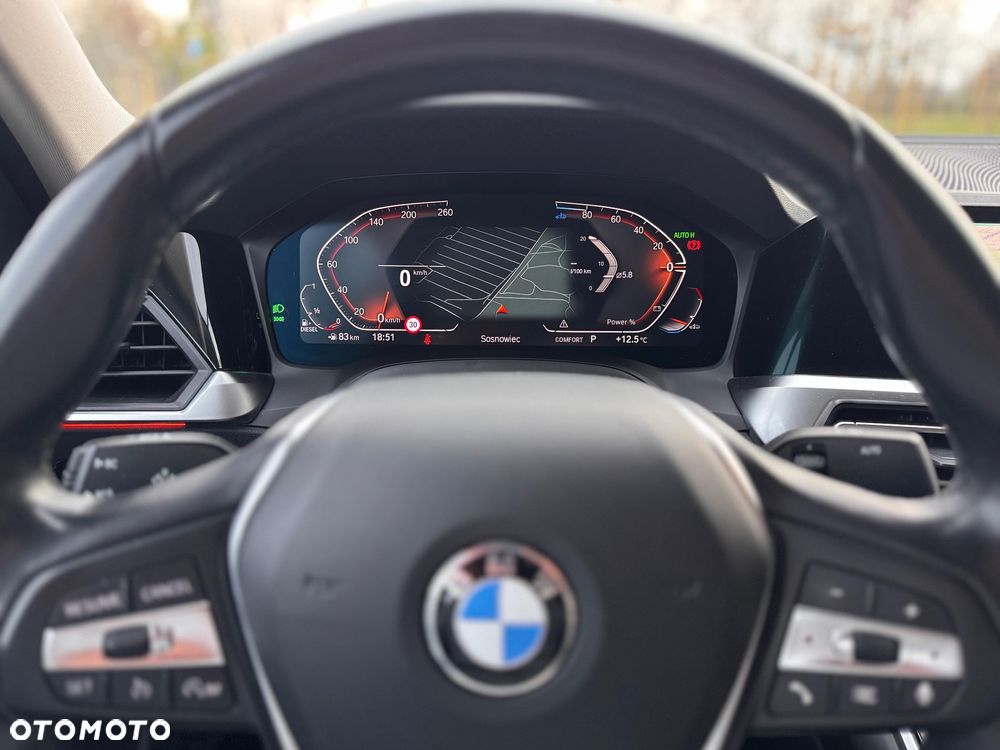 BMW Seria 3 320d xDrive Sport Line sport - 13