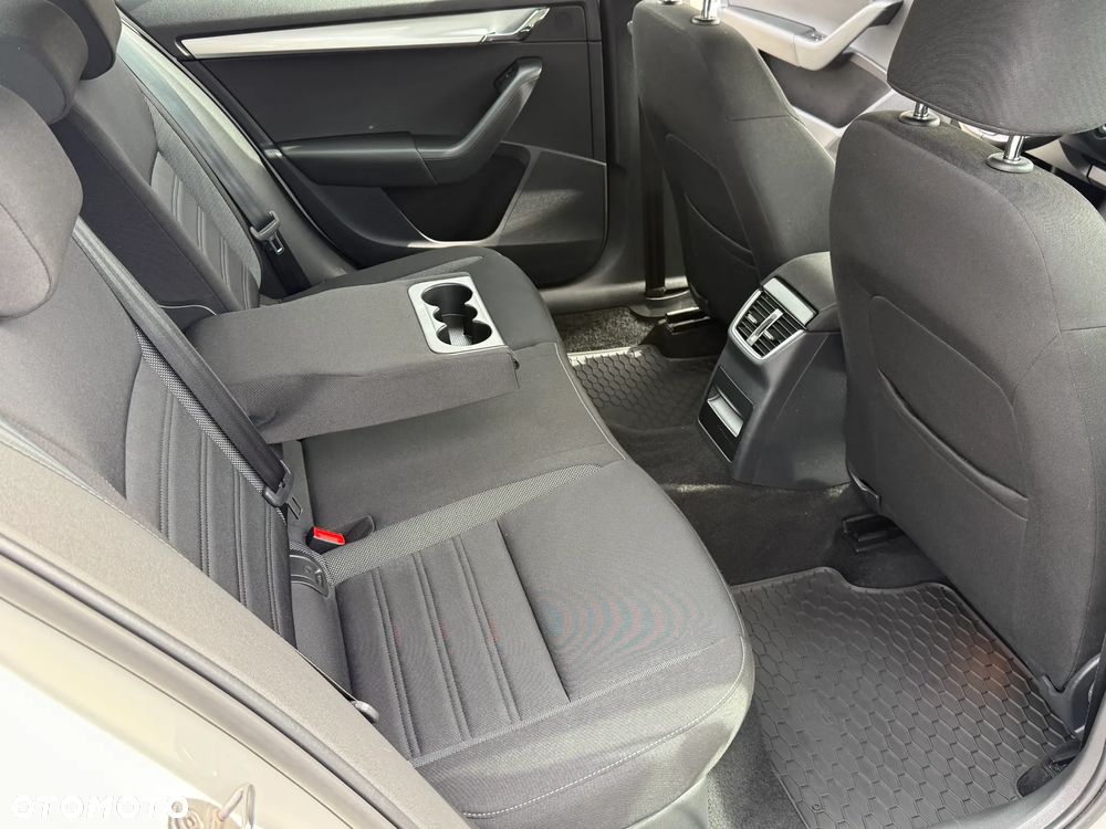 Skoda Octavia 1.6 TDI Style - 32