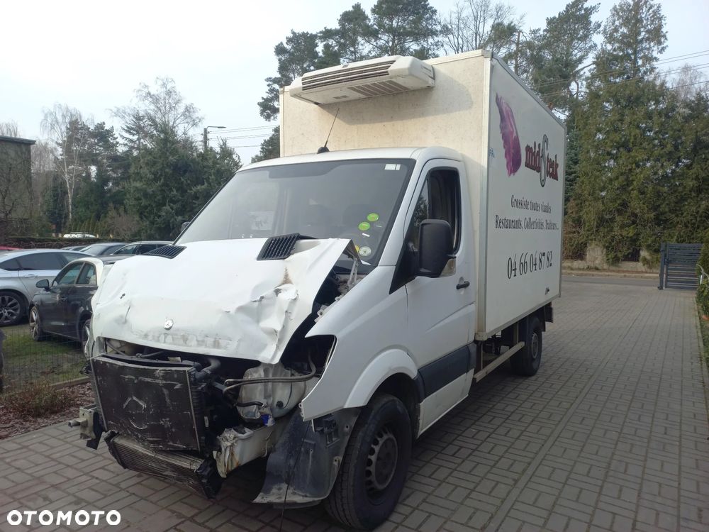 Mercedes-Benz Sprinter - 2