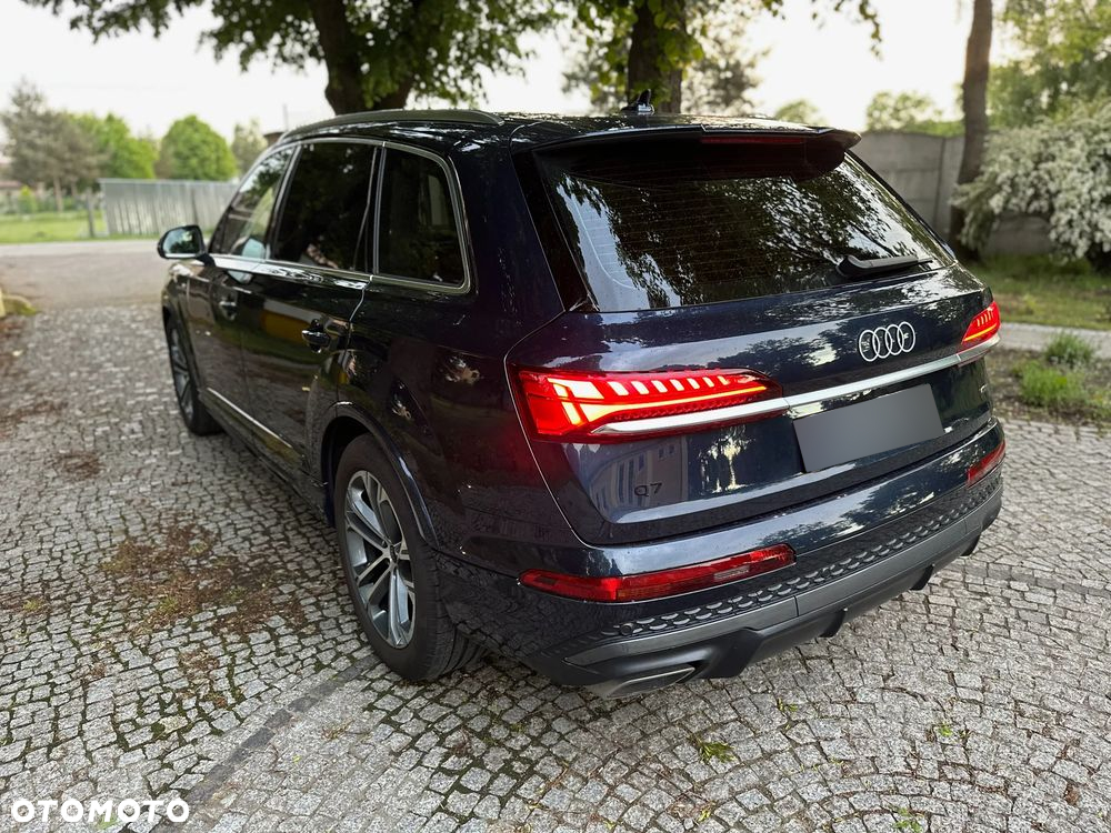 Audi Q7 - 10
