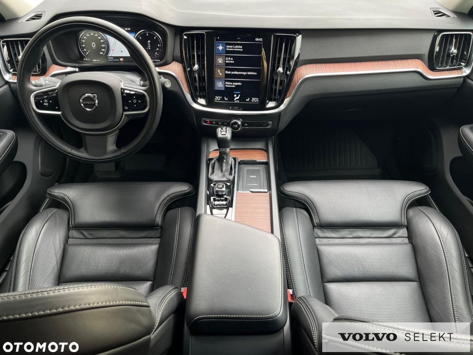 Volvo V60 Cross Country - 13