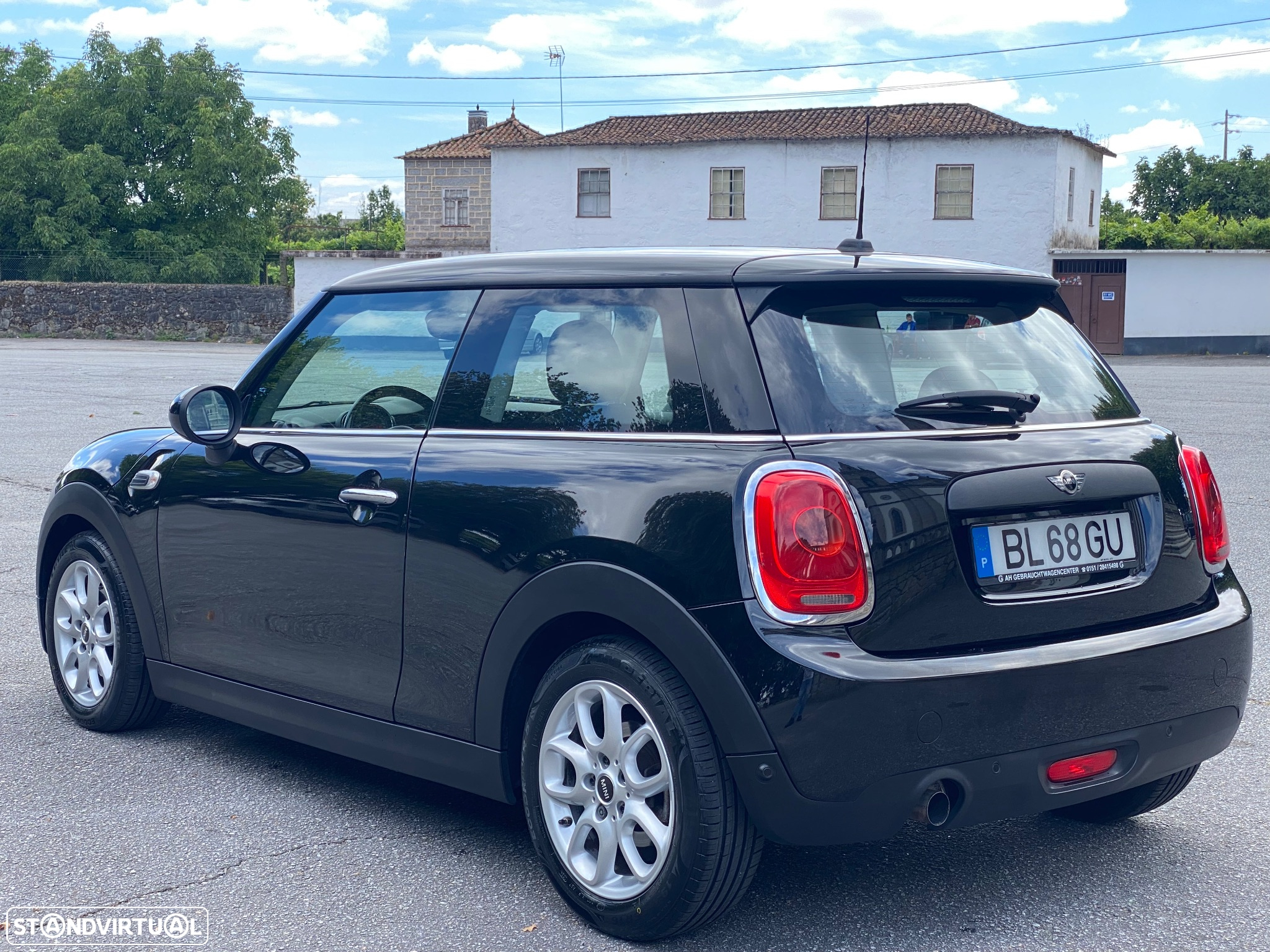 MINI 3 Portas One D - 5