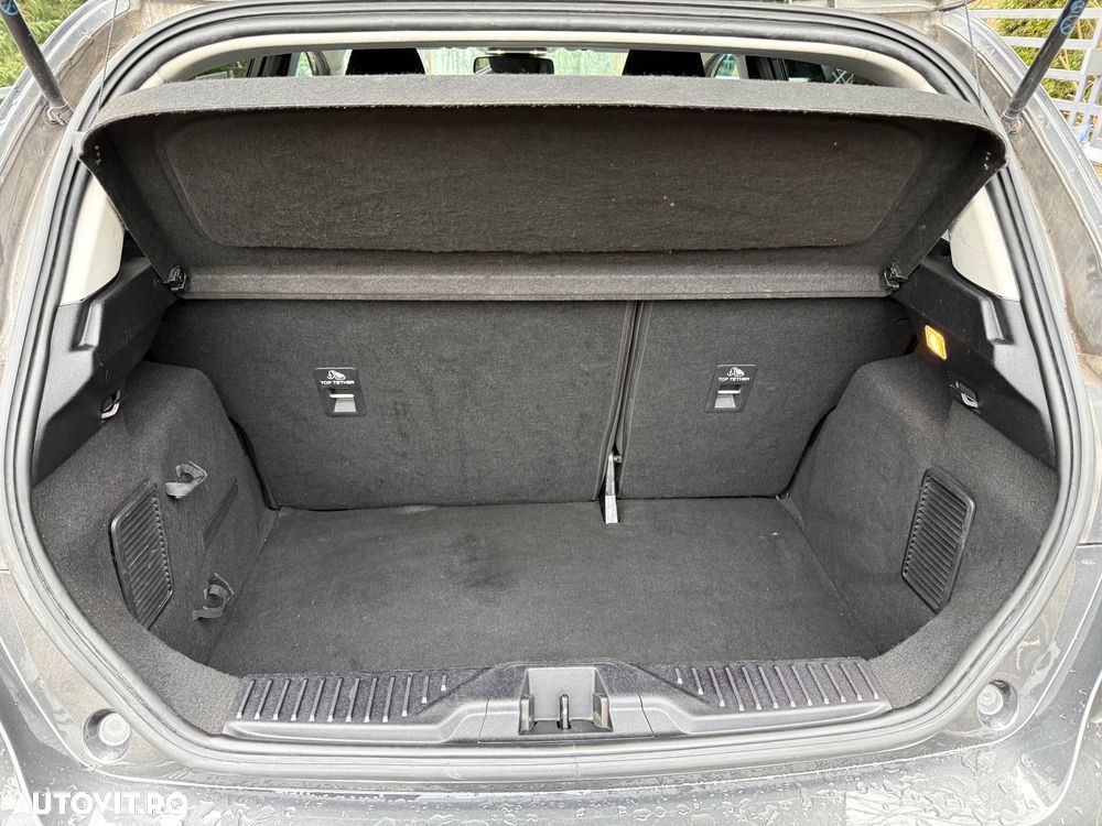 Ford Fiesta 1.0 EcoBoost Hybrid S&S TITANIUM X - 10