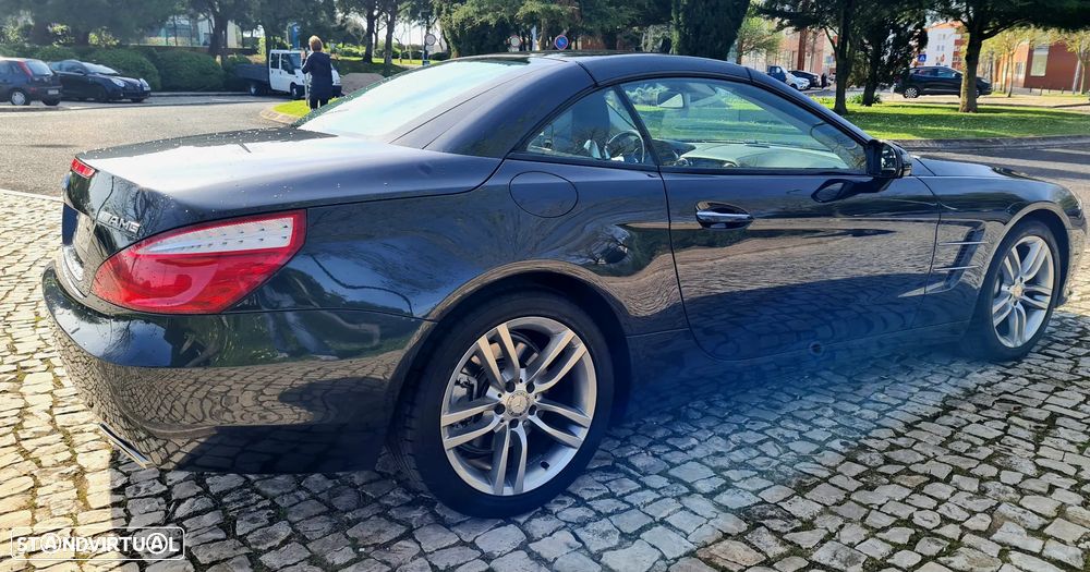 Mercedes-Benz SL 350 7G-TRONIC 2LOOK Edition - 22