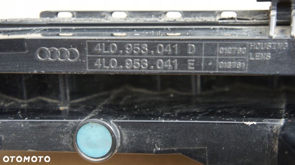 LEWY PRAWY KIERUNKOWSKAZ AUDI Q7 4L0 LIFT 4L0953041D/E - 8