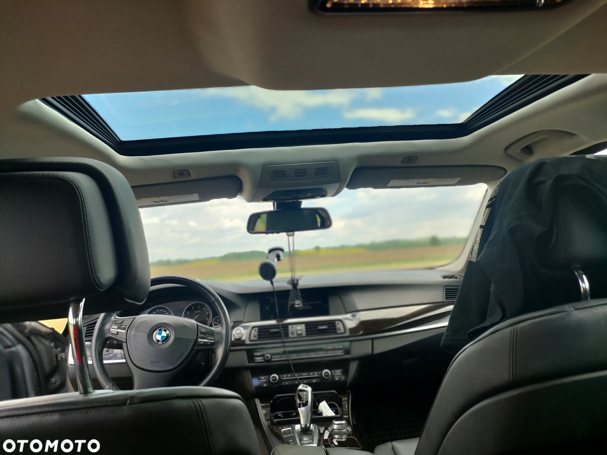 BMW Seria 5 528i xDrive - 25