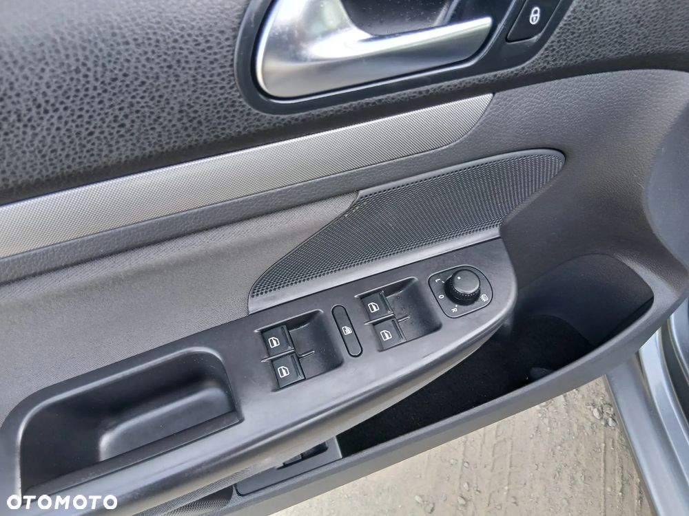 Volkswagen Jetta 1.4 TSI Comfortline - 15