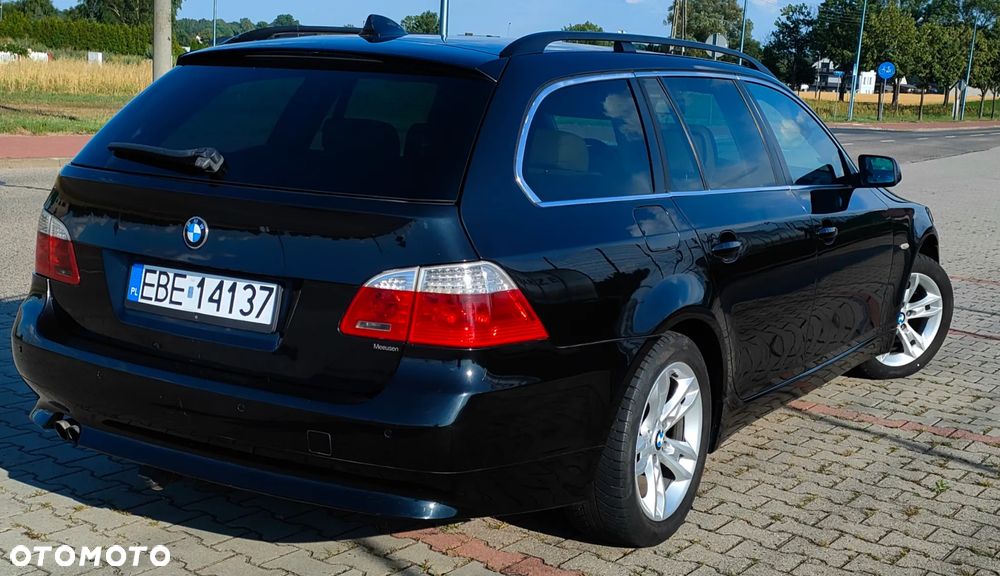 BMW Seria 5 525d xDrive Touring - 6
