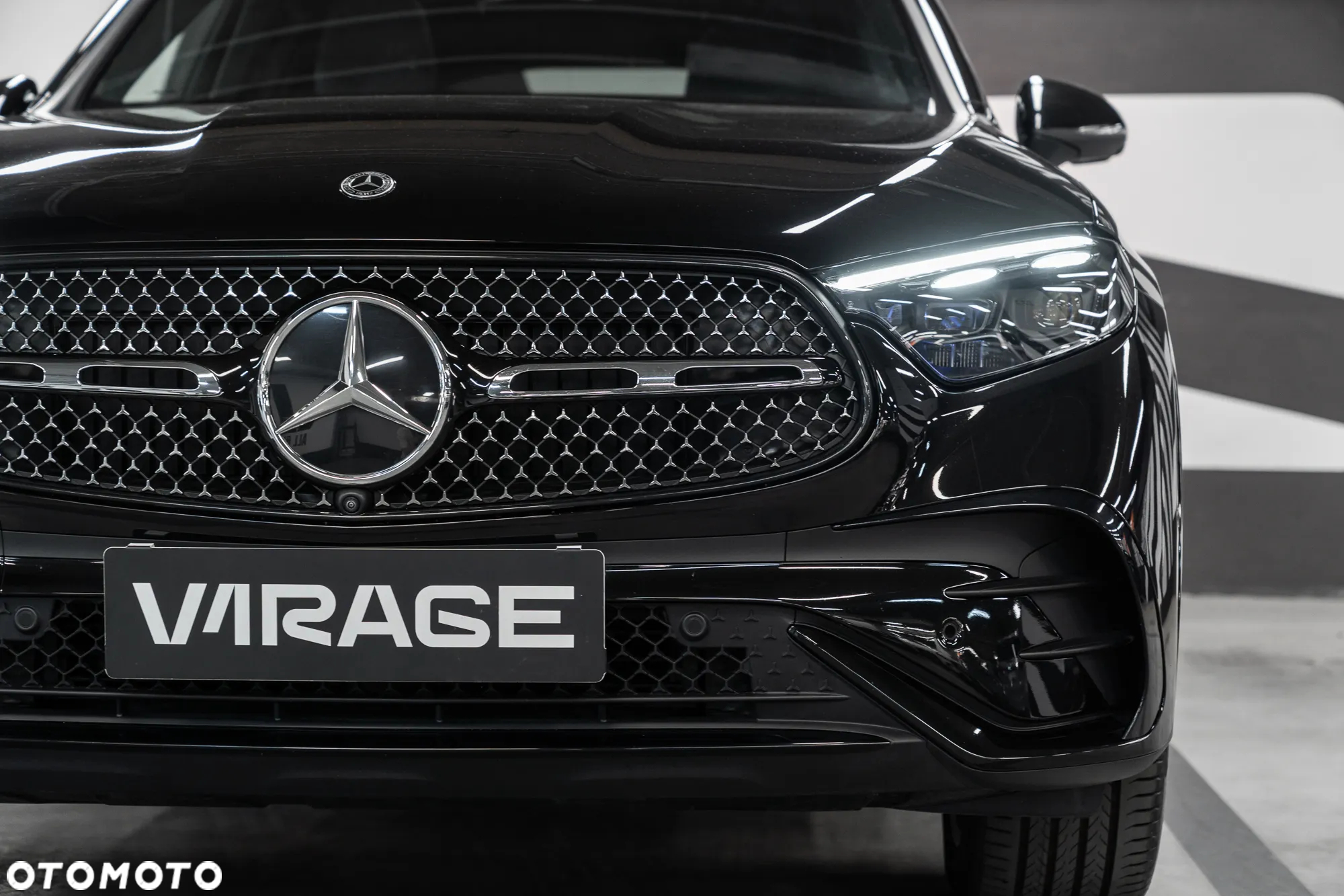 Mercedes-Benz GLC - 9