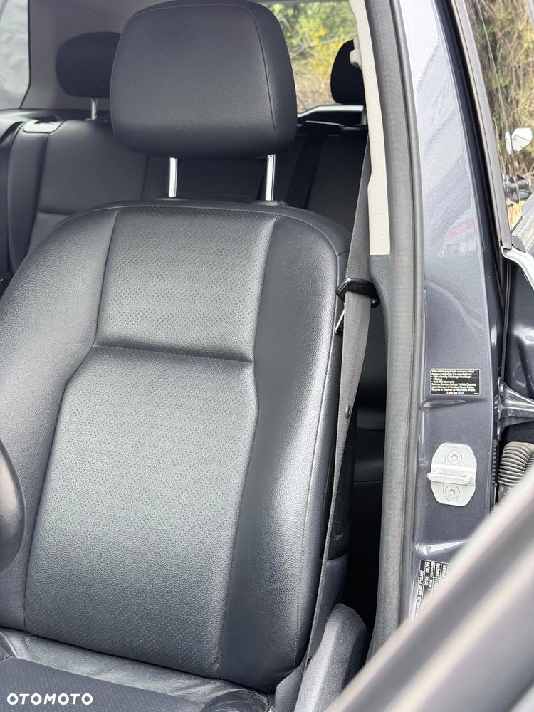 Mercedes-Benz GLK 350 4-Matic - 21