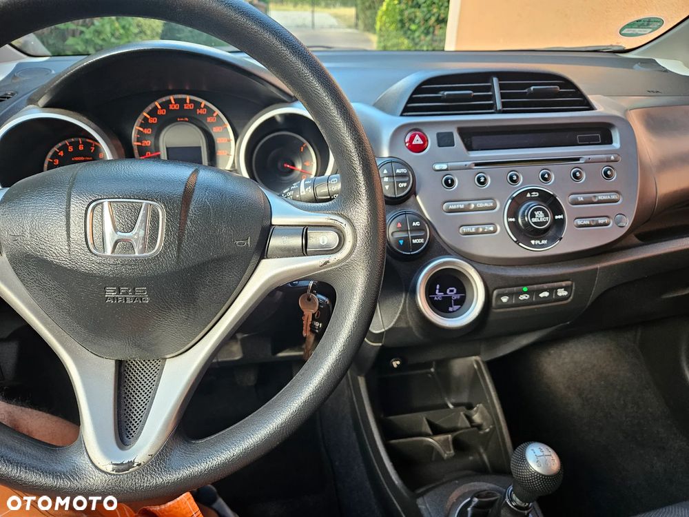 Honda Jazz 1.4 i-VTEC S - 26