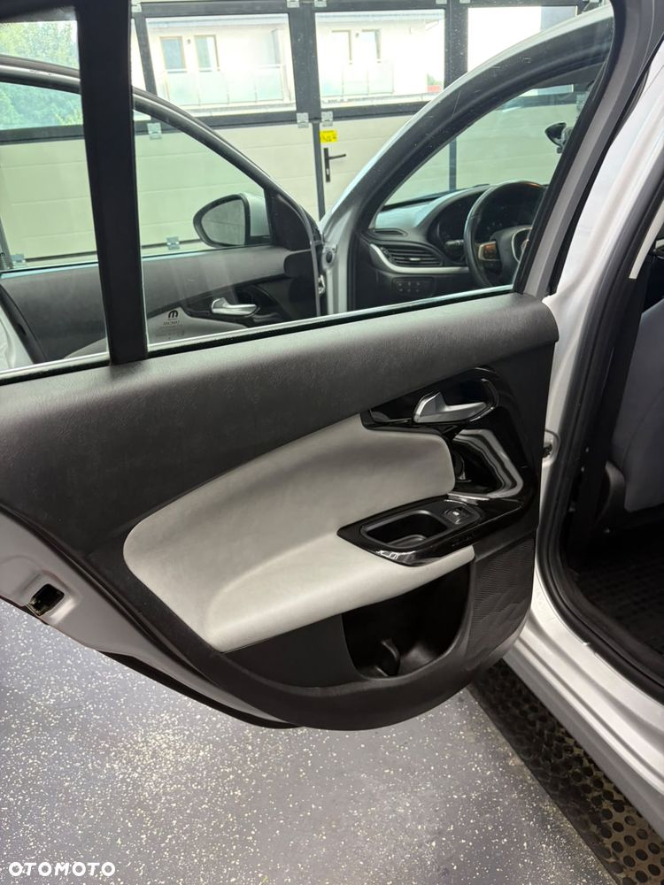 Fiat Tipo 1.4 16V Lounge - 17