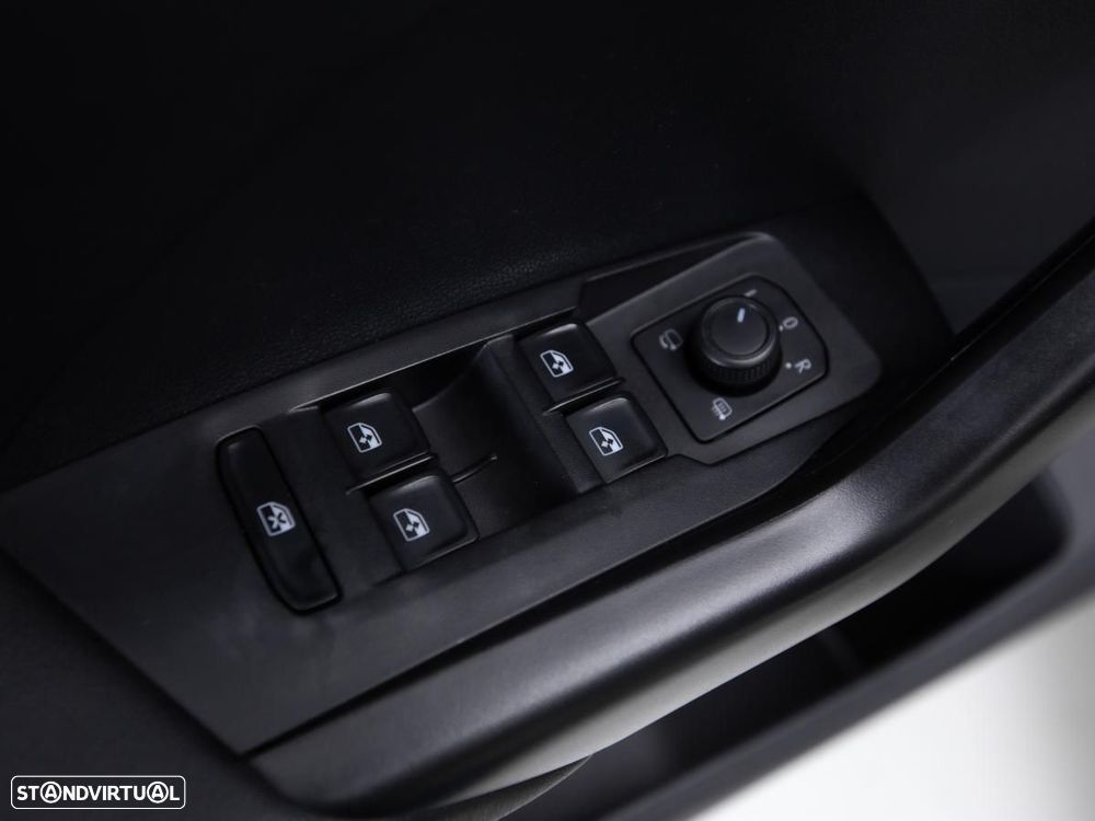 VW T-Cross 1.0 TSI - 14