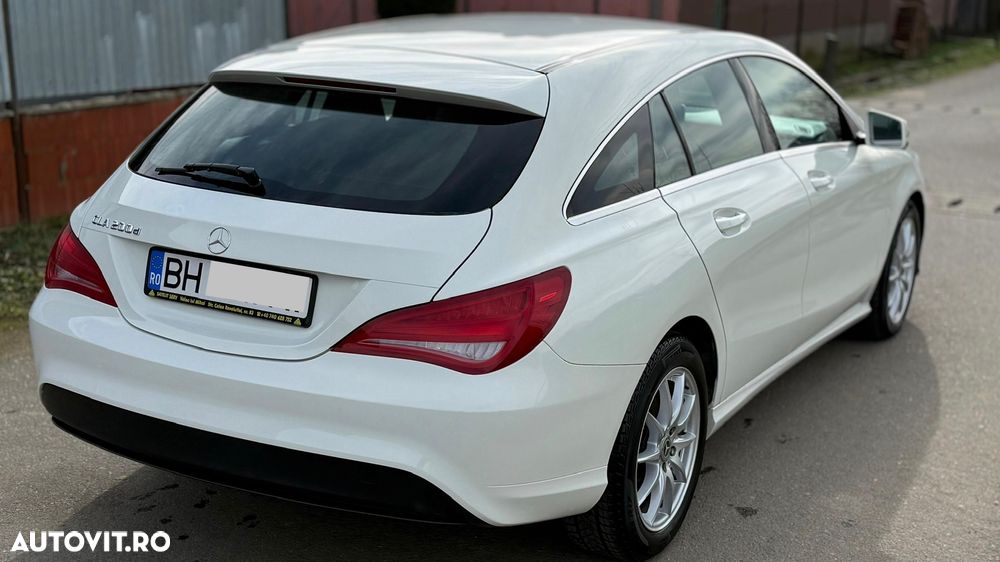 Mercedes-Benz CLA 200 - 3