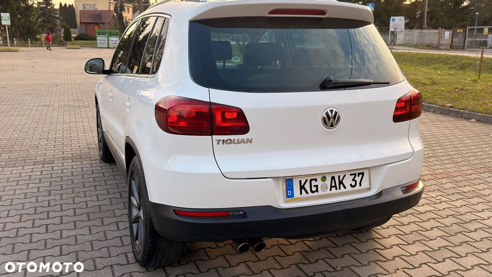 Volkswagen Tiguan 2.0 TDI 4Mot Perfectline R-Style DSG - 11