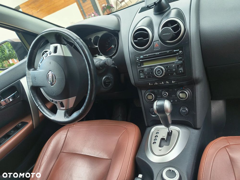 Nissan Qashqai+2 2.0 4x4 Tekna Premium CVT - 10