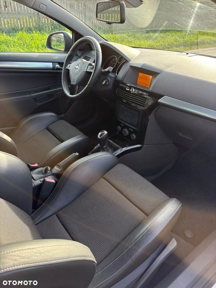 Opel Astra - 16