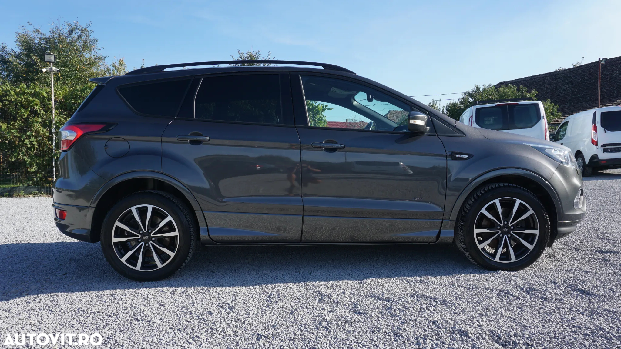 Ford Kuga 1.5 EcoBoost 4x4 Aut. ST-Line - 3