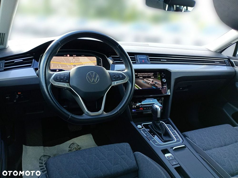 Volkswagen Passat Variant 2.0 TDI EVO Business DSG - 17
