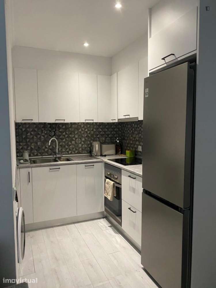 Quarto - localizado em Lumiar Lisbon - Grande imagem: 5/12