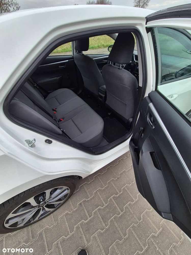 Toyota Corolla 1.33 Comfort - 13