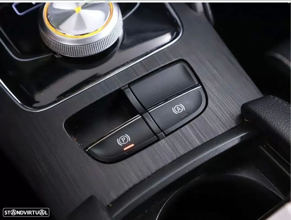 MG ZS EV 44.5 kWh Luxury - 12