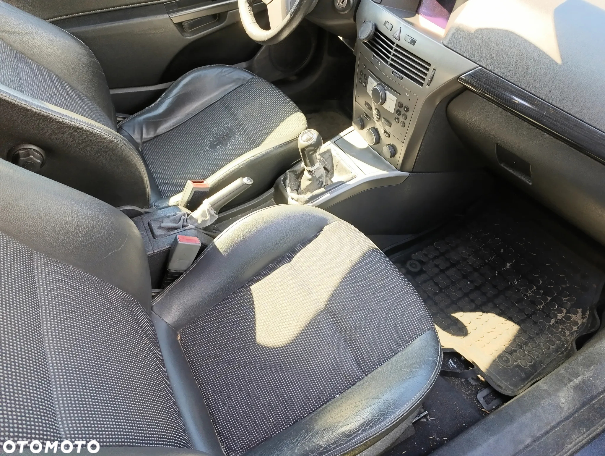Opel Astra III GTC 1.9 CDTI Sport - 7