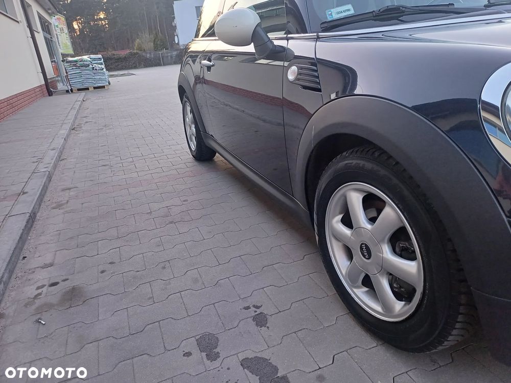 MINI ONE Standard - 25