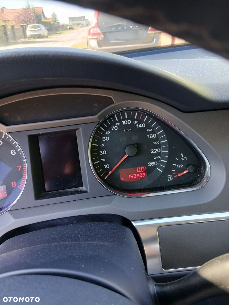 Audi A6 Limousine 2.4 - 10