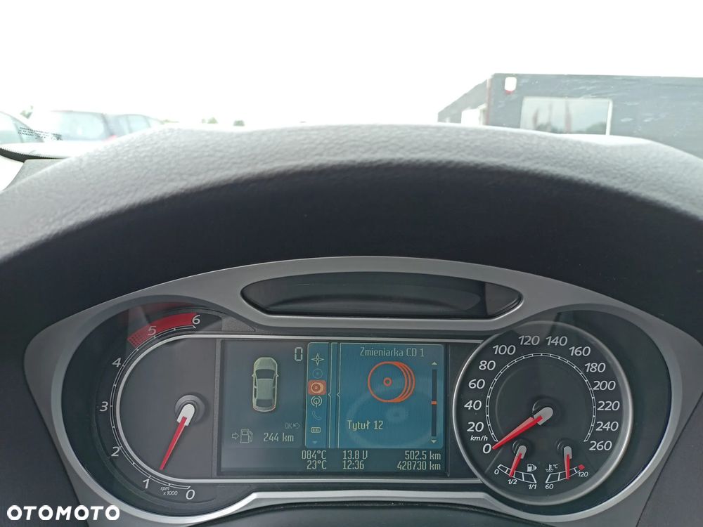 Ford Mondeo - 16