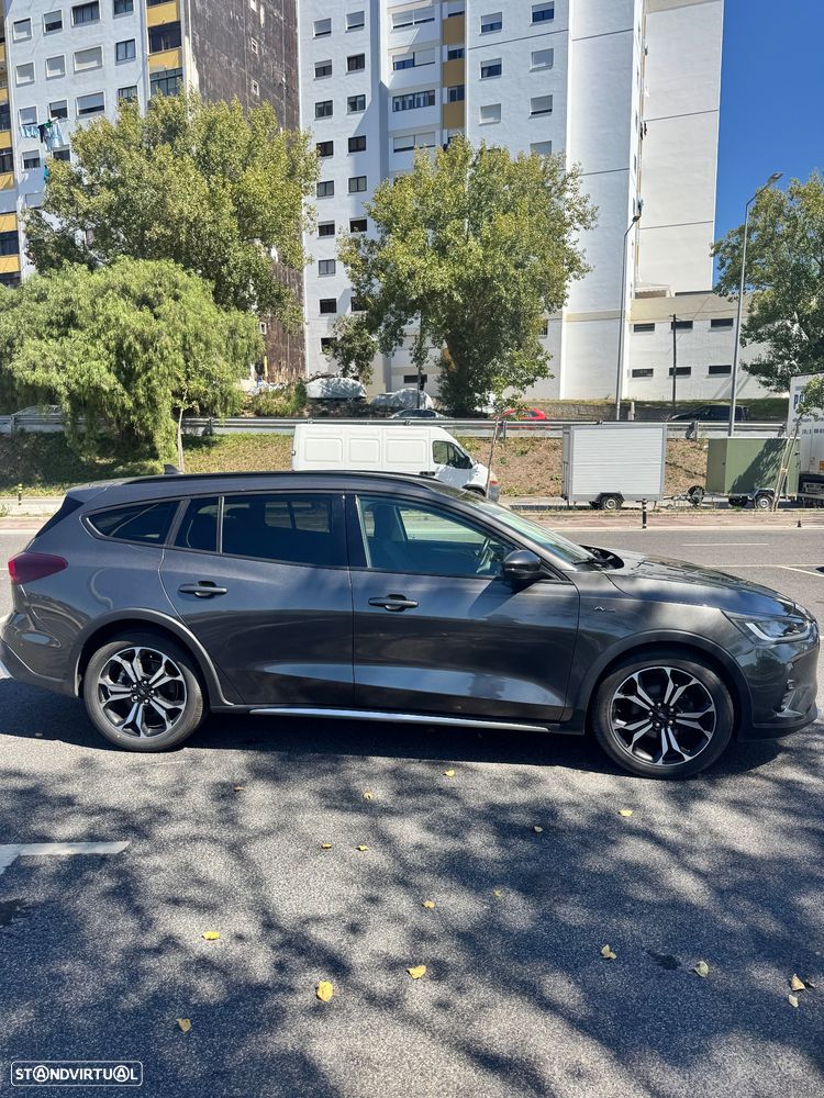 Ford Focus SW 1.0 EcoBoost MHEV Active X - 11