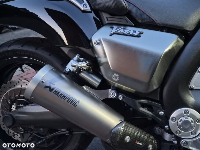 Yamaha V-MAX - 15