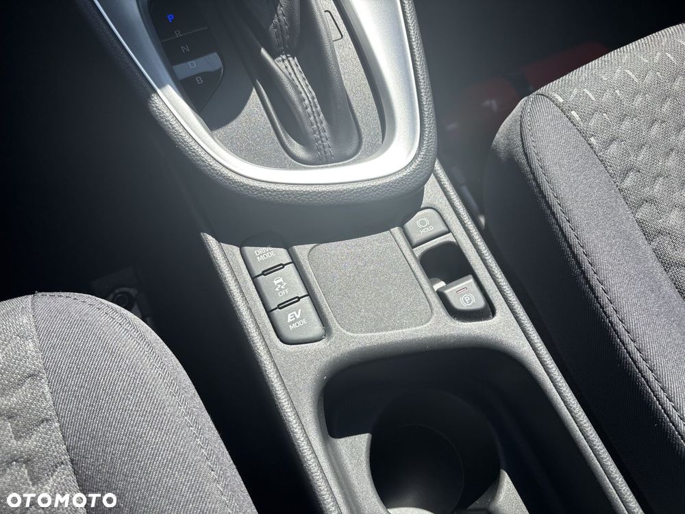 Toyota Yaris Cross Hybrid 1.5 Comfort - 18