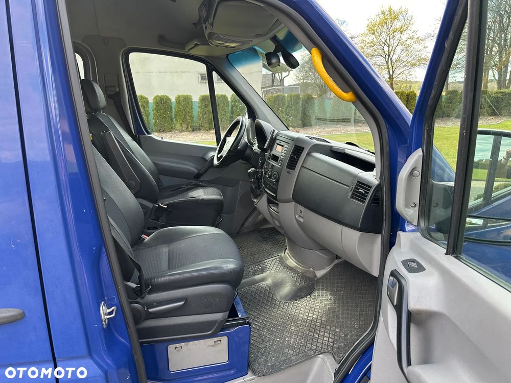 Mercedes-Benz Sprinter - 35
