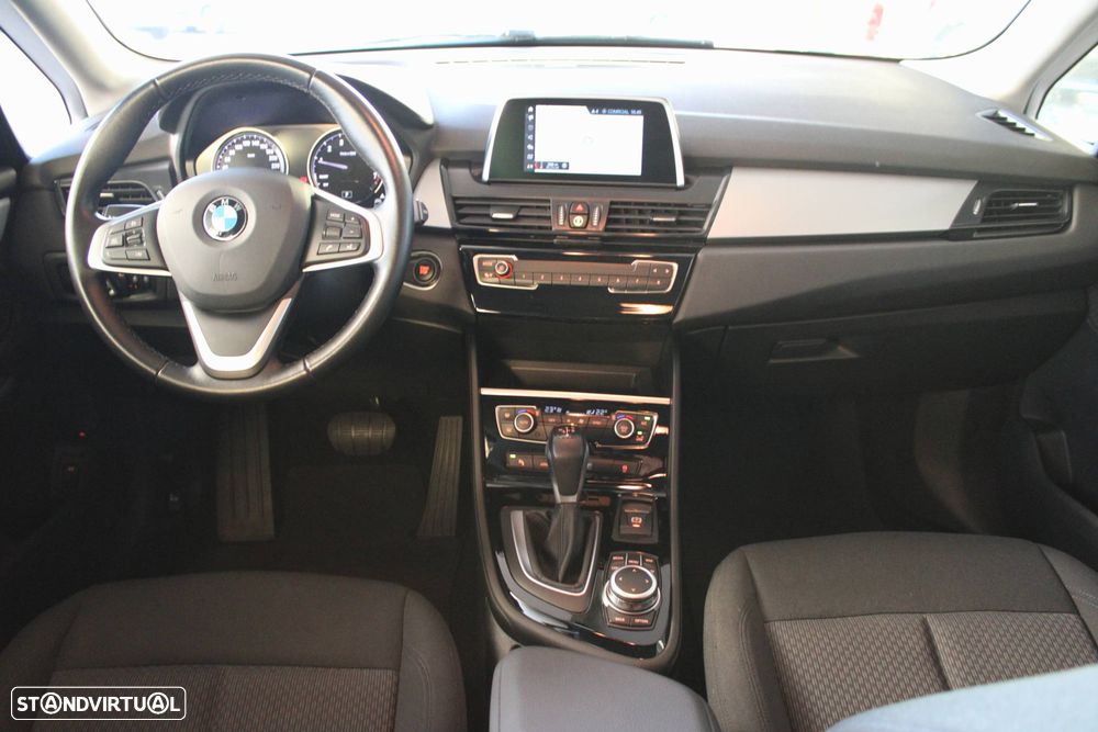 BMW 225xe Active Tourer Advantage - 8