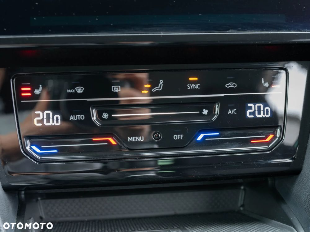 Volkswagen Passat Variant 1.5 TSI EVO Elegance - 32