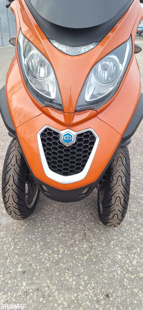 Piaggio MP-3 - 21