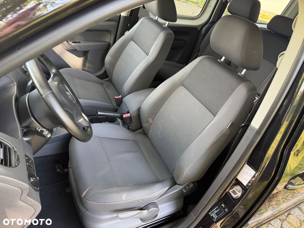 Volkswagen Caddy Maxi Comfortline BMT - 22