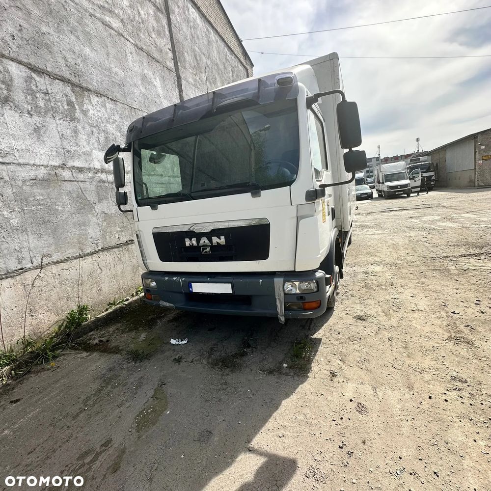 MAN TGM  12.220 - 1