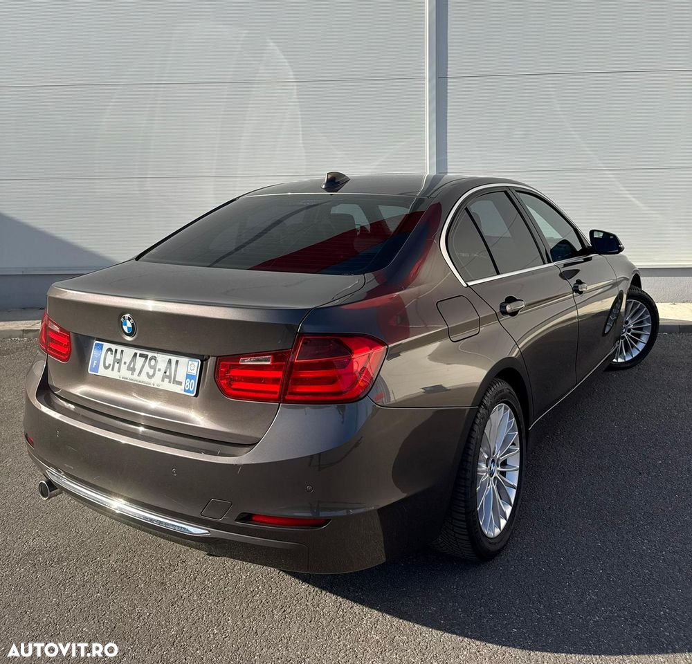 BMW Seria 3 320d - 15