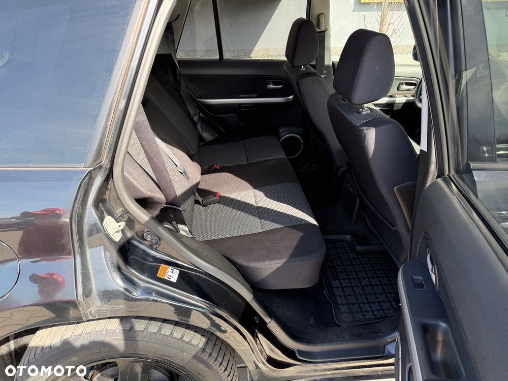 Suzuki Grand Vitara 1.9 DDiS Comfort - 10