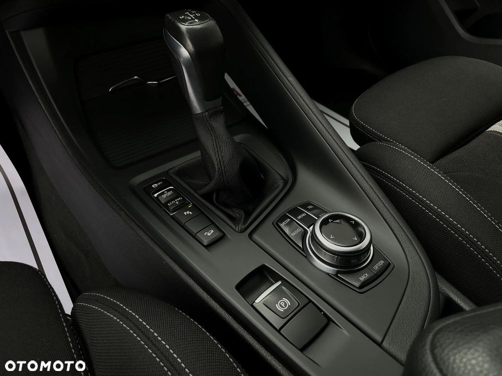 BMW X1 xDrive20i - 29