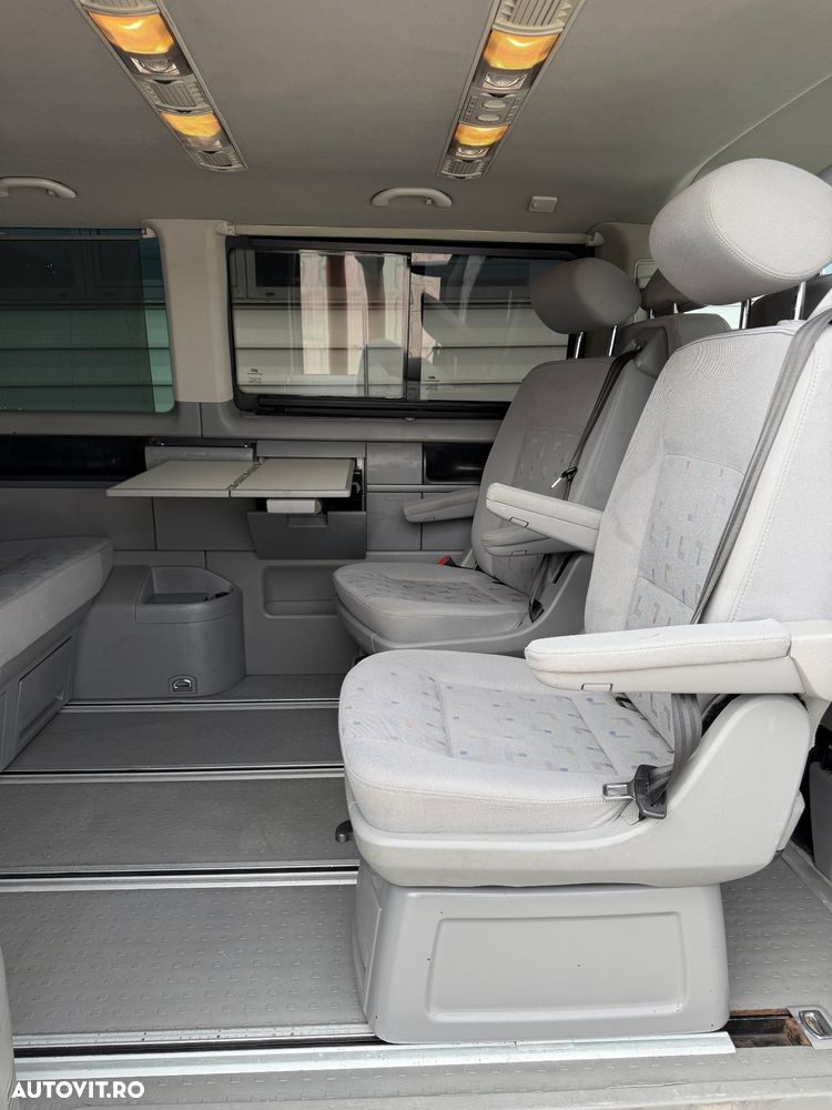 Volkswagen Multivan - 7