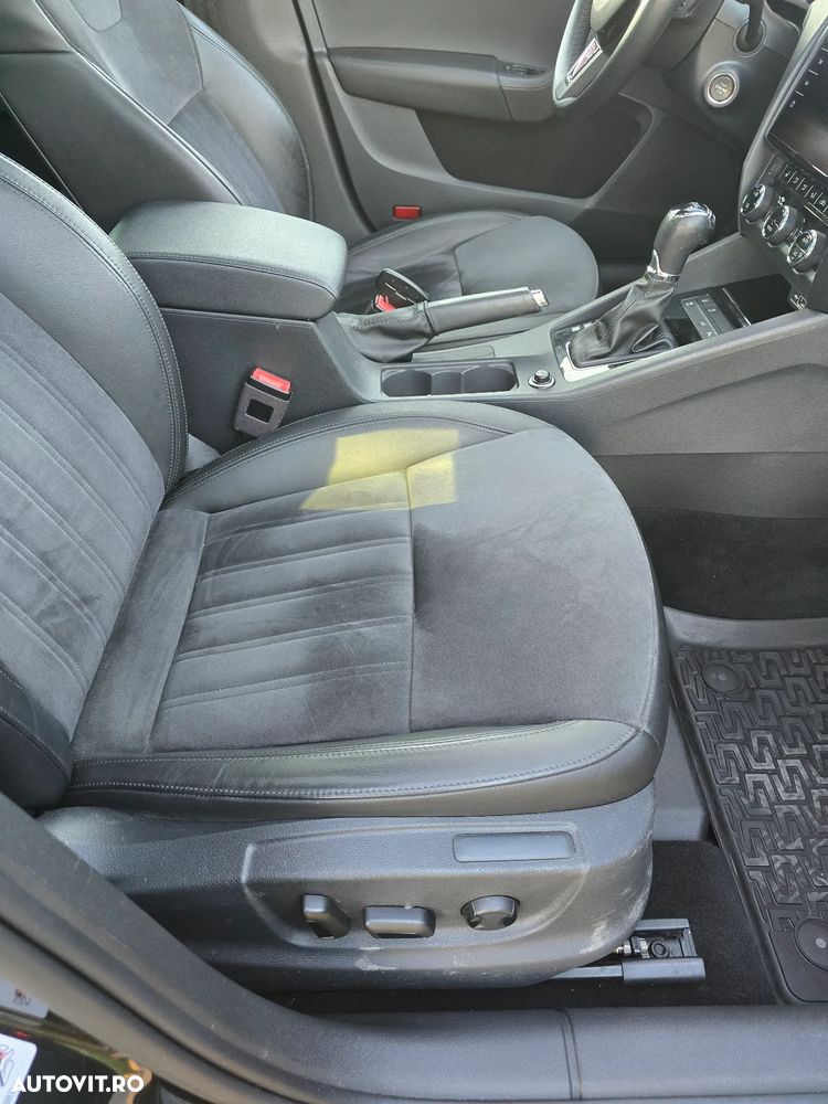 Skoda Octavia 2.0 TDI DSG Laurin&Klement - 17