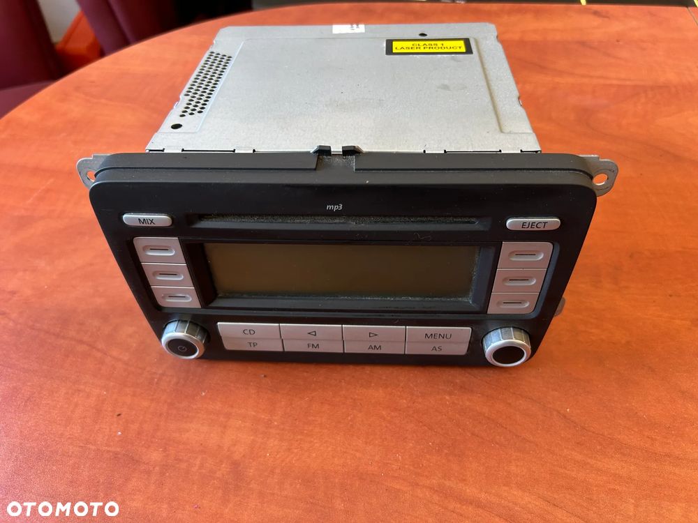 RADIO FABRYCZNE VOLKSWAGEN 5M0035186C - 1