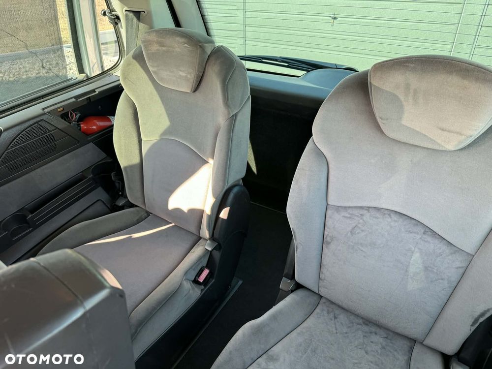 Citroën C8 2.0 Control+ - 15