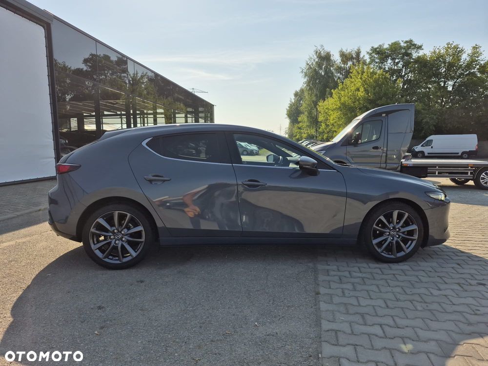 Mazda 3 - 5