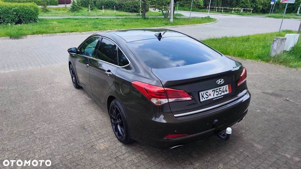Hyundai i40 Kombi 1.7 CRDi DCT Premium - 18