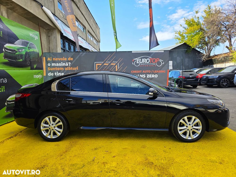 Renault Latitude 2.0 dCi Luxury CVA - 5