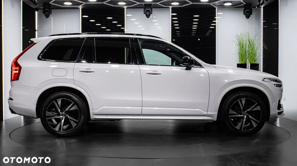 Volvo XC 90 B5 D AWD R-Design - 8